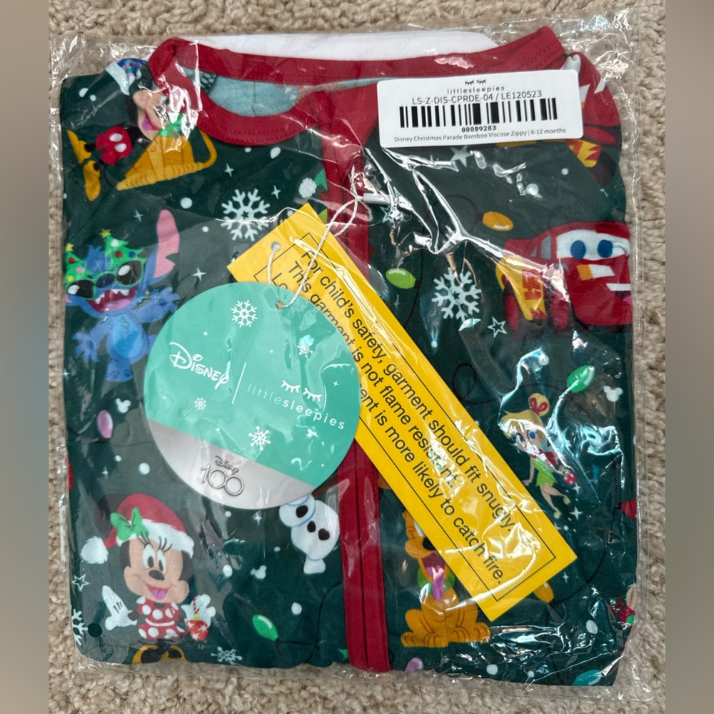 LS 6-12 DISNEY CHRISTMAS PARADE NWT
